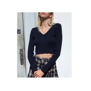 Brandy Melville cashmere cropped navy sweater